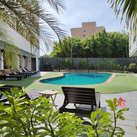 The Chanthong Residence And Hotel 파타야 외부 사진